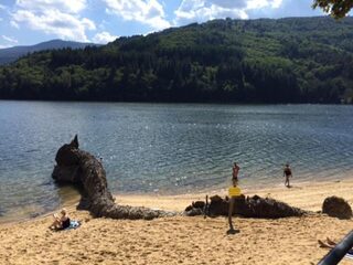 RAMASSAGE DES DÉCHETS AUTOUR DU LAC